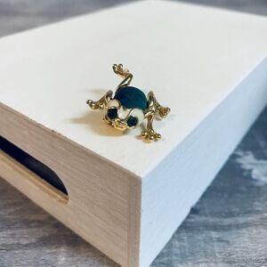 Vintage 1" Jelly Belly Green Stone Tree Frog Brooch